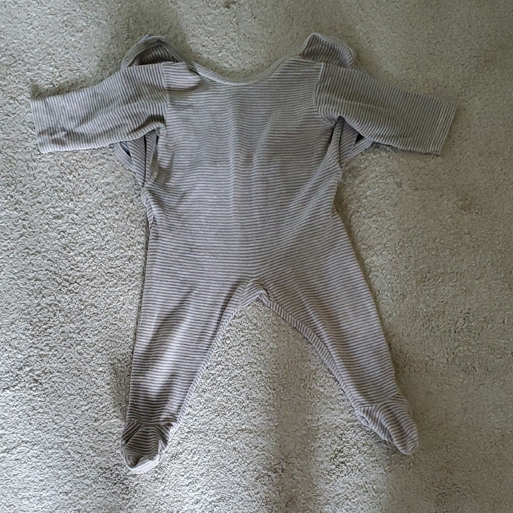 3/10 Petit Bateau Gray Striped Footie